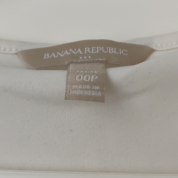 Banana Republic White Tank Top - Picture 2 of 5